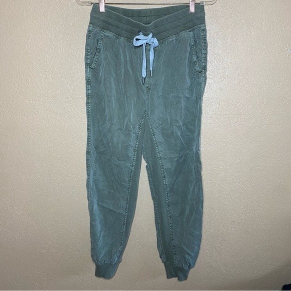 Aerie Size Small Olive Green Drawstring Joggers